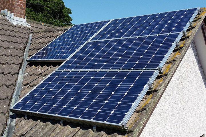 معایب استفاده از برق خورشیدی خانگی