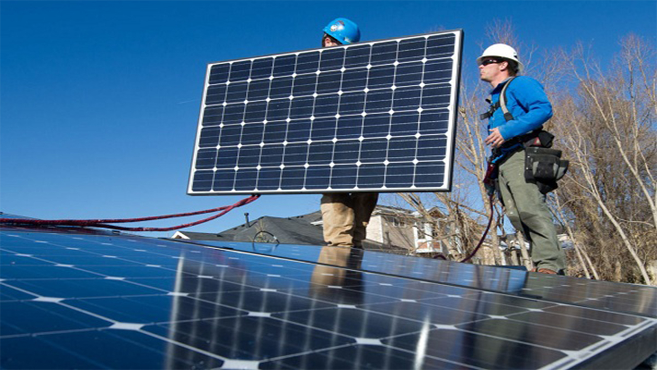نیروگاه خورشیدی در استرالیا - بررسی 6 نکته مهم